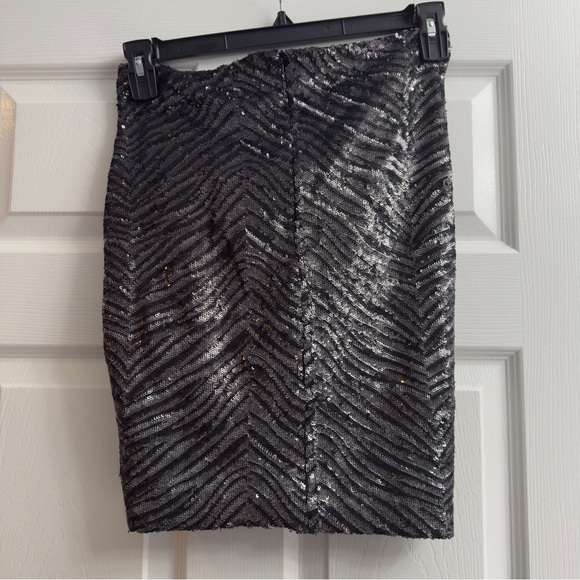 BNWT IRO Shimmering Black/SilverMini Saria Skirt size 40 - Picture 8 of 11